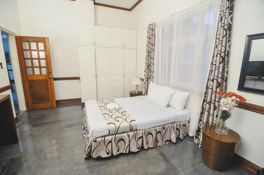 Villa Jhoana Resort Angono Bagian luar foto