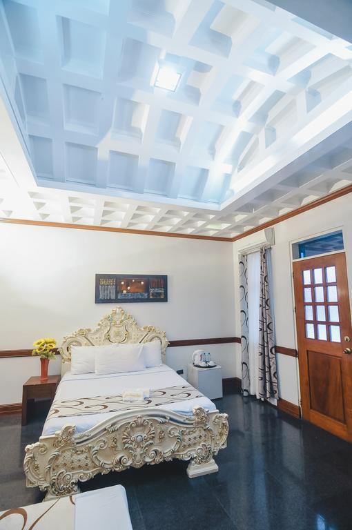 Villa Jhoana Resort Angono Bagian luar foto