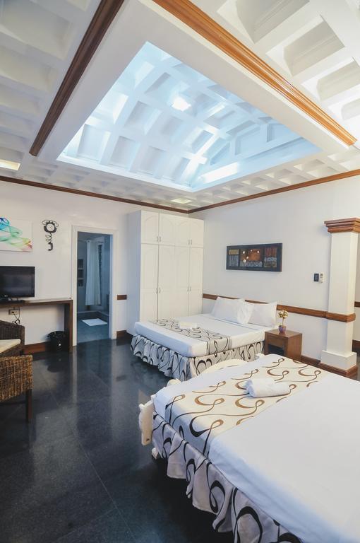 Villa Jhoana Resort Angono Bagian luar foto