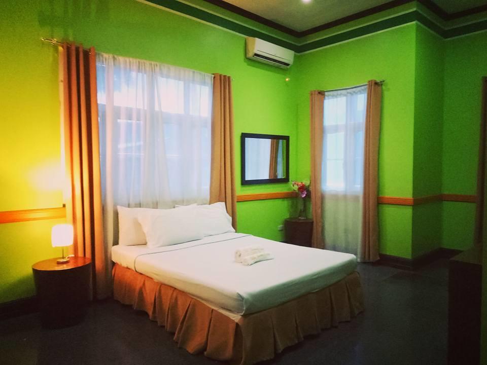 Villa Jhoana Resort Angono Bagian luar foto