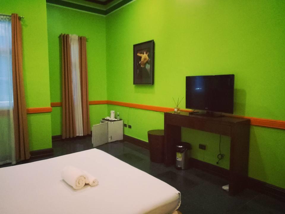 Villa Jhoana Resort Angono Bagian luar foto